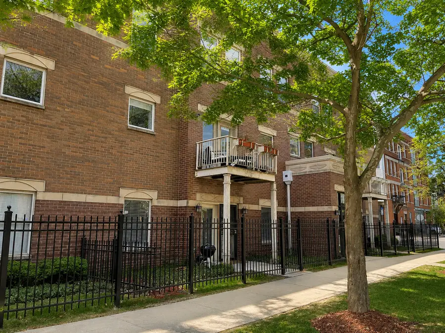 803 E 41st Street #1B, Chicago, IL 60653 - #2