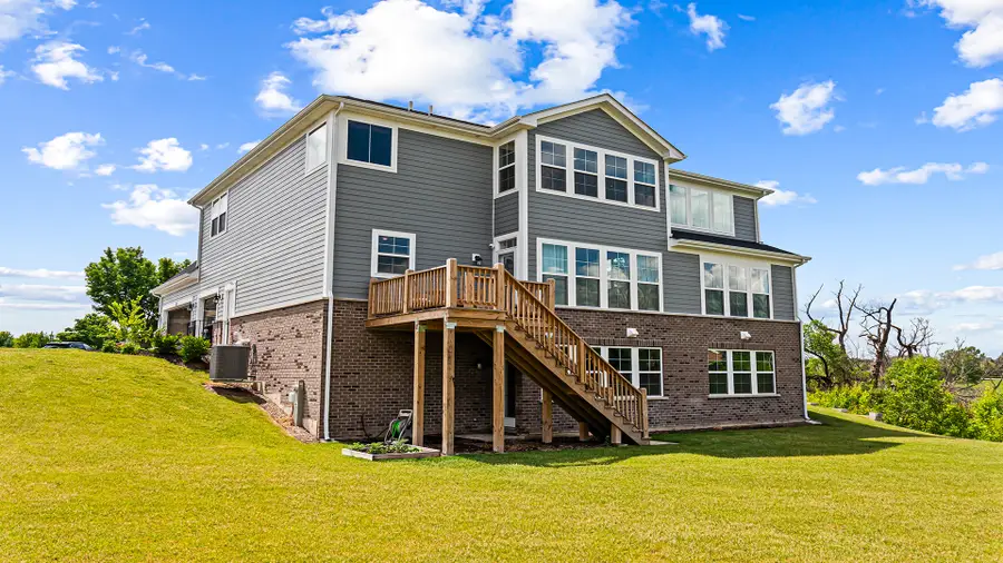 12 Whisper Creek Court, Hawthorn Woods, IL 60047 - #2