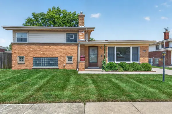 137 W Glengate Avenue, Chicago Heights, IL 60411