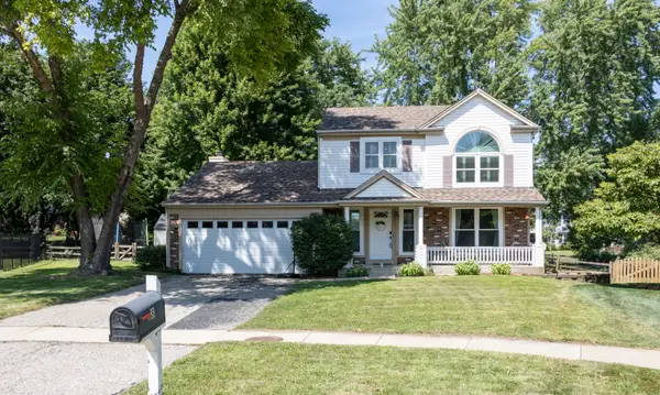 8 Raintree Court, Cary, IL 60013