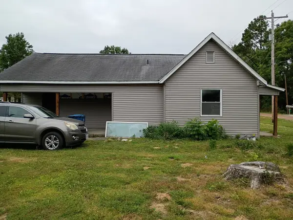 313 E Vermont Street, Carterville, IL 62918