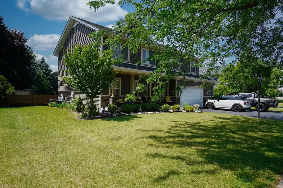 281 Fox Chase Drive N, Oswego, IL 60543 - #2