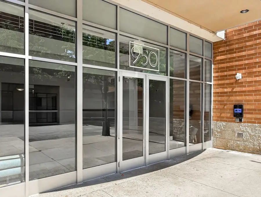 950 W Monroe Street #612, Chicago, IL 60607 - #2