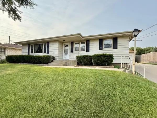 1021 7th Street, Peru, IL 61354