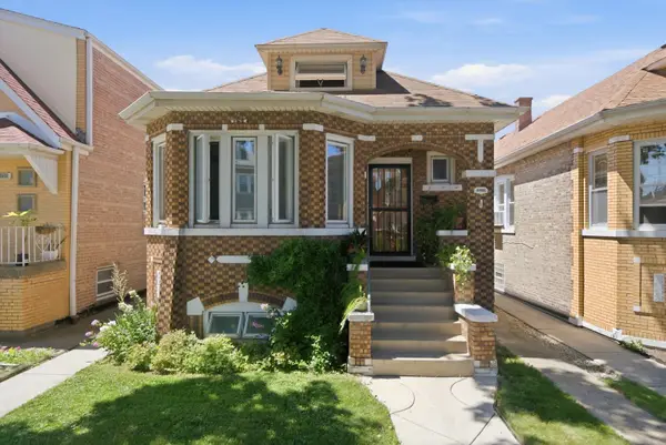 4846 S Tripp Avenue, Chicago, IL 60632