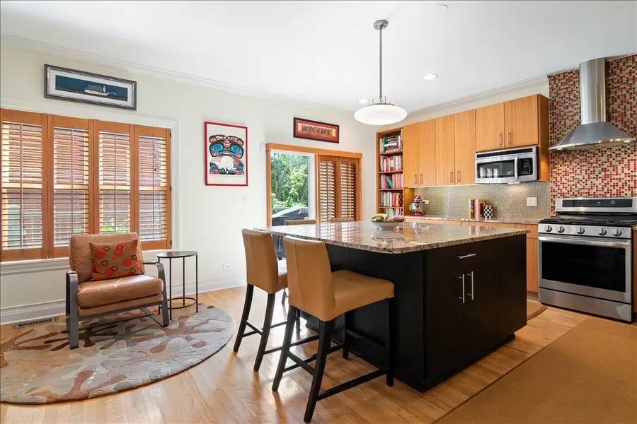 4530 S Woodlawn Avenue #305, Chicago, IL 60653 - #3