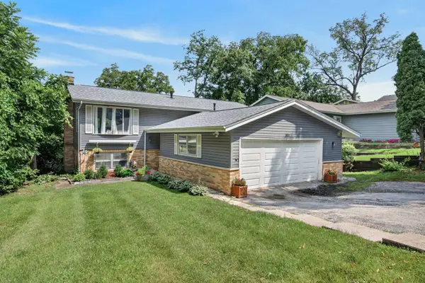 306 Apache Trail, Lake In The Hills, IL 60156