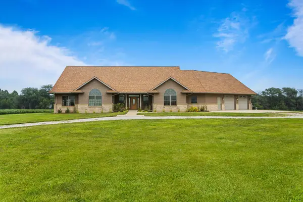 1484 E County Road 640 Road, Tuscola, IL 61953