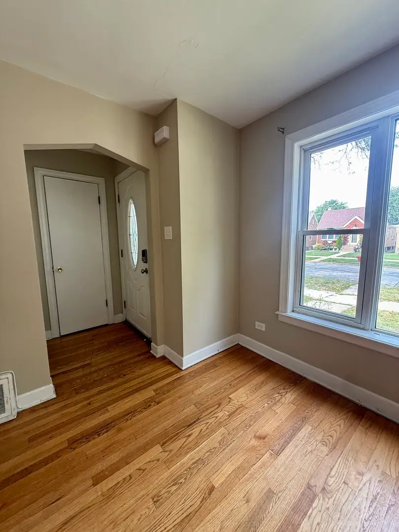 5431 S Natoma Avenue, Chicago, IL 60638 - #3