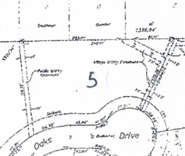 302 Rolling Oaks Drive, Burlington, IL 60109