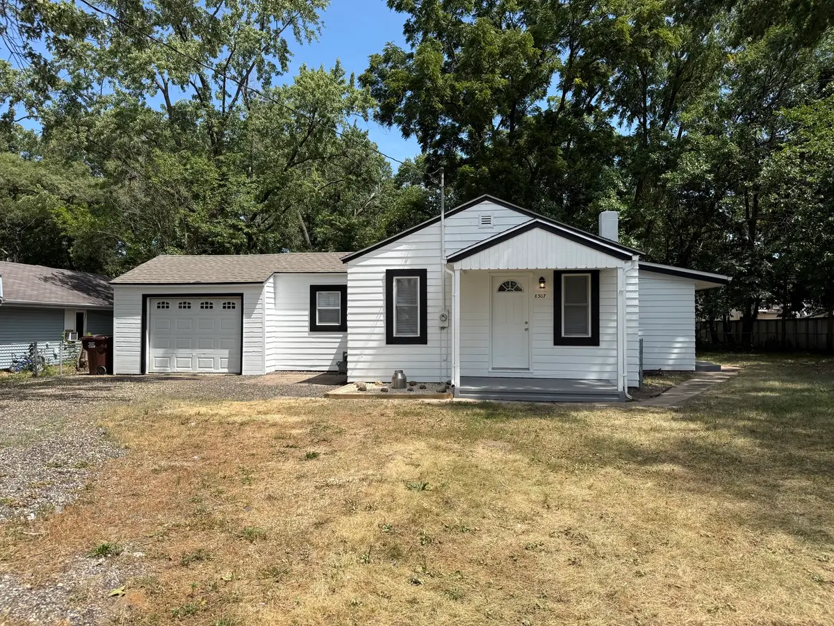 8307 N 2nd Street, Machesney Park, IL 61115 - #1