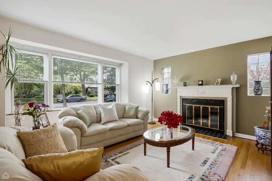8716 N Harding Avenue, Skokie, IL 60076 - #3