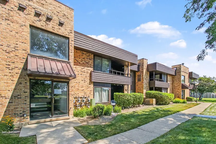 1413 N Sterling Avenue #204, Palatine, IL 60067 - #3