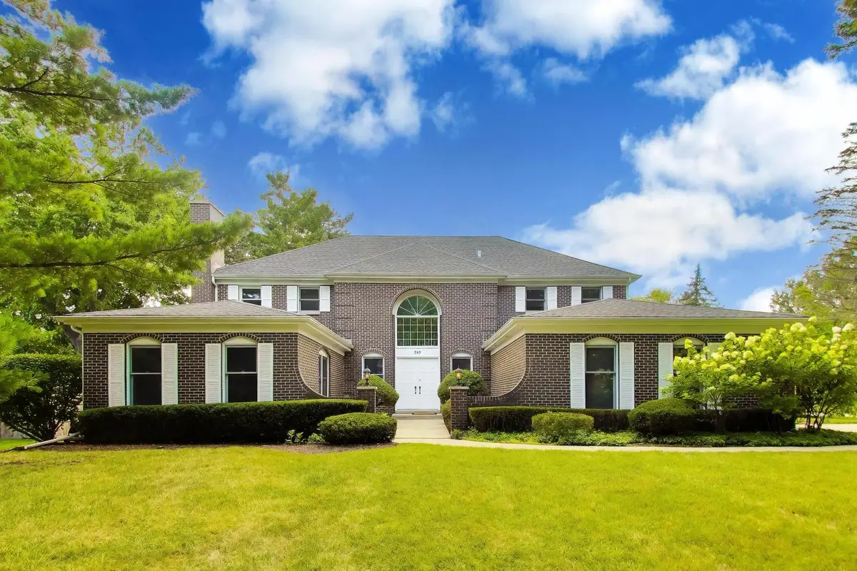 249 Wilshire Road, Lake Forest, IL 60045 - #1