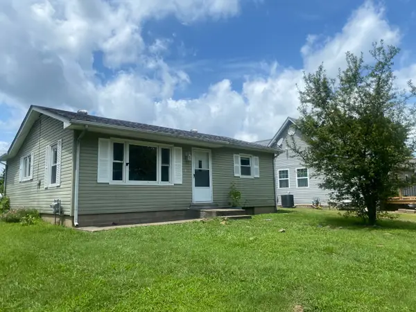 320 S Hubbard Avenue, Goreville, IL 62939