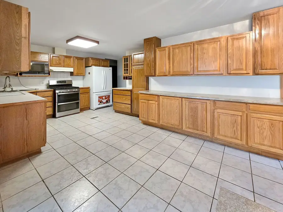 16621 84th Avenue, Tinley Park, IL 60477 - #3