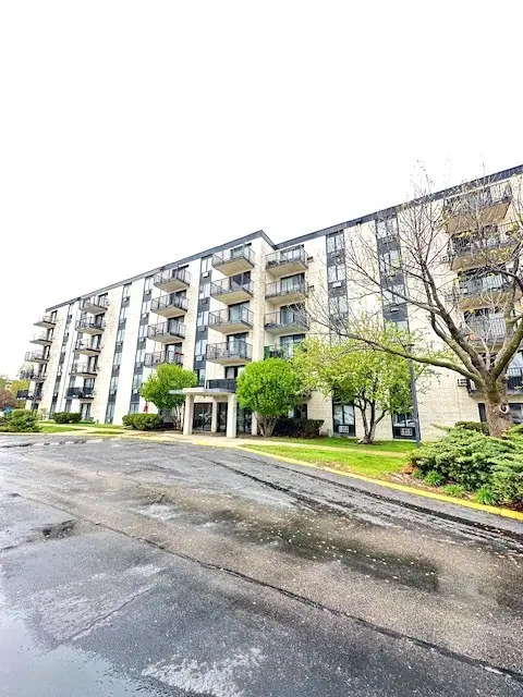 9128 W Terrace Drive #4F, Niles, IL 60714 - #1