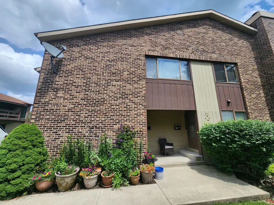 1 Stony Creek Drive #1B, Palos Hills, IL 60465 - #2