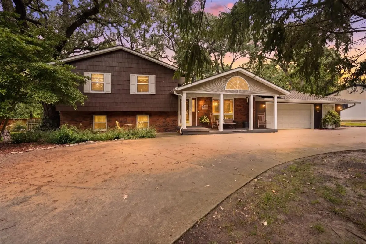 26 Timber Ridge Drive, Fairbury, IL 61739 - #1