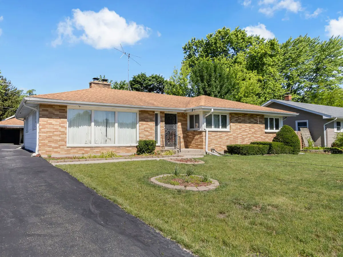 508 N Metropolitan Avenue, Waukegan, IL 60085 - #1