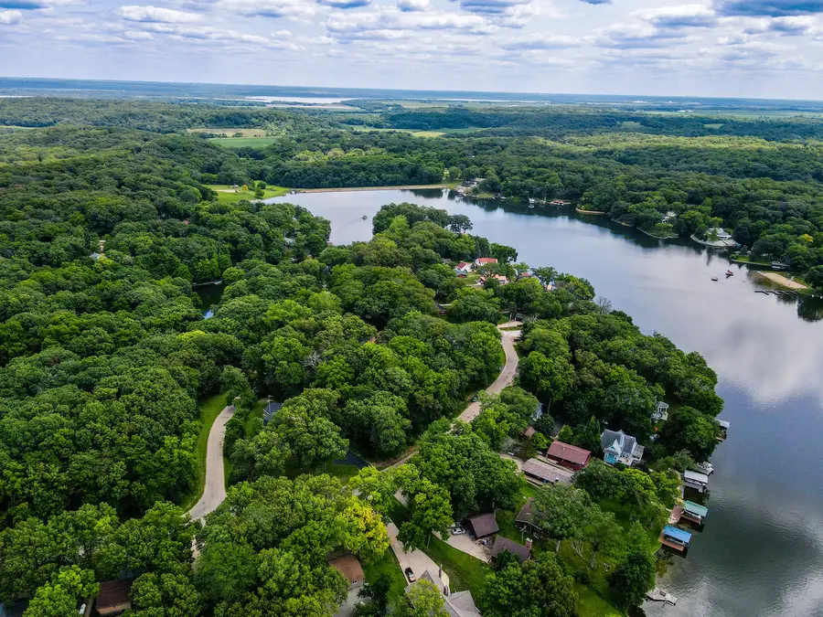 38 Barbados Drive, Putnam, IL 61560 - #2