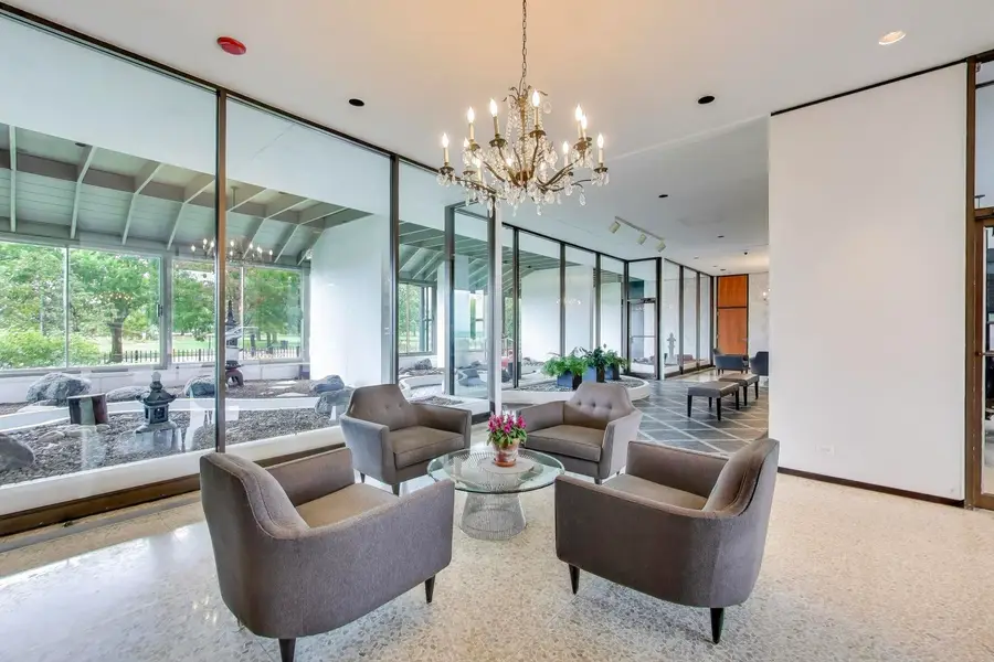 5733 N Sheridan Road #6C, Chicago, IL 60660 - #2