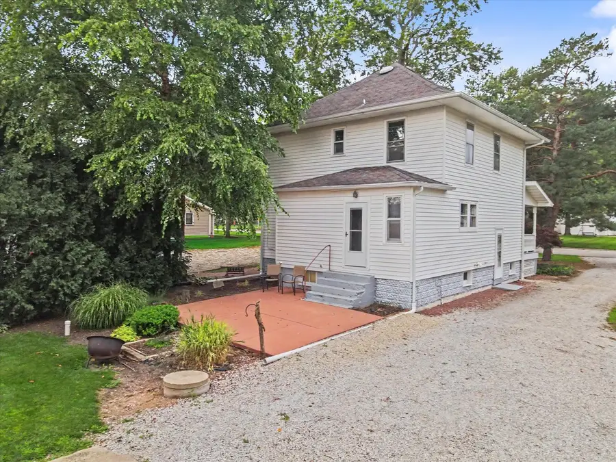 106 S Pine Street, Buckley, IL 60918 - #3