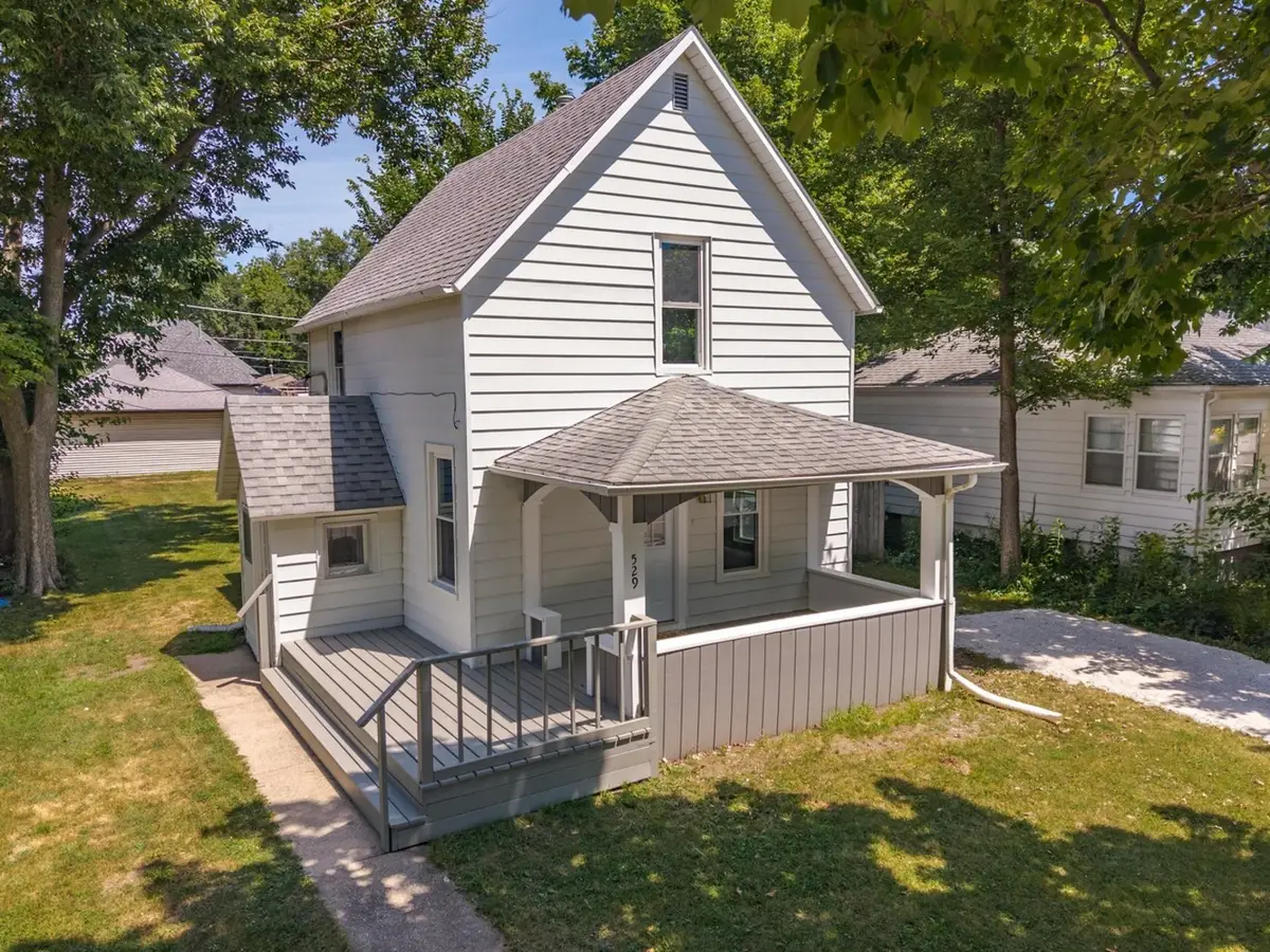 529 E Timber Street, Pontiac, IL 61764 - #1