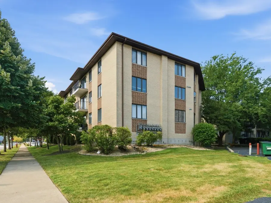 4500 W 93rd Street #1A, Oak Lawn, IL 60453 - #2
