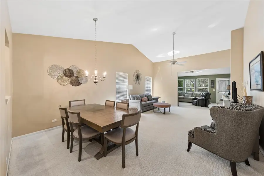 604 S Curran Road, Round Lake, IL 60073 - #3