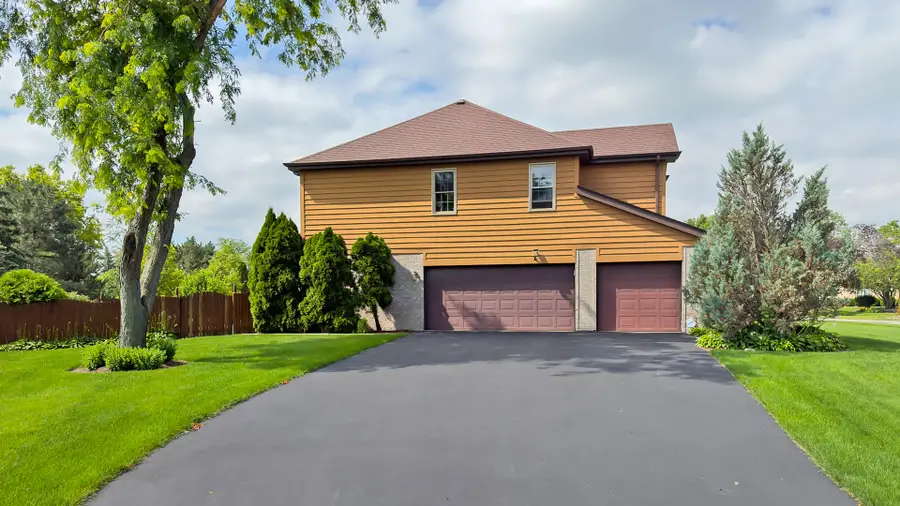 21203 Old North Church Road, Frankfort, IL 60423 - #2