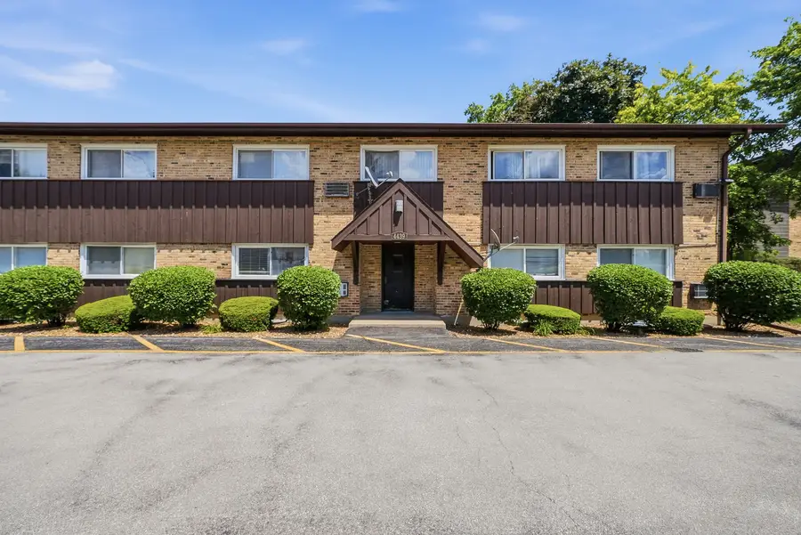 4439 Arbor Circle #1, Downers Grove, IL 60515 - #2