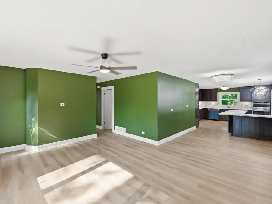 5905 Lee Avenue, Downers Grove, IL 60516 - #3