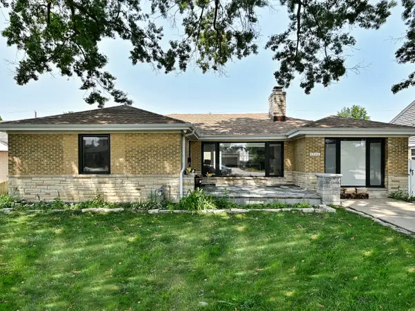 4944 Jarvis Avenue, Skokie, IL 60077