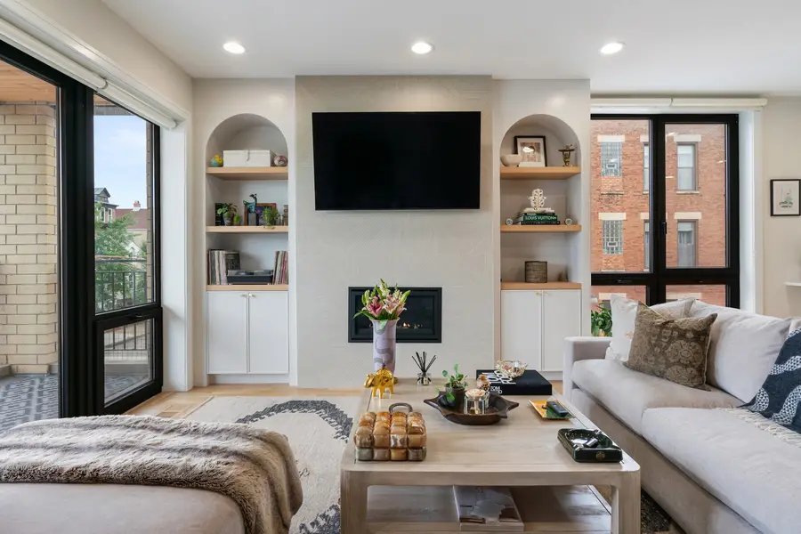 1300 N Cleaver Street #2, Chicago, IL 60642 - #2
