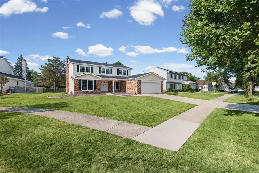 410 Thompson Boulevard, Buffalo Grove, IL 60089 - #3