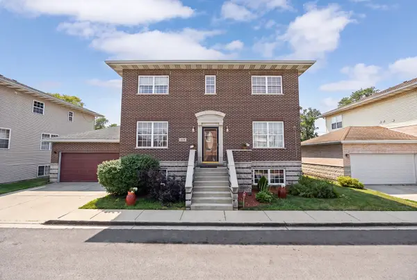 1018 Park Place, Bellwood, IL 60104