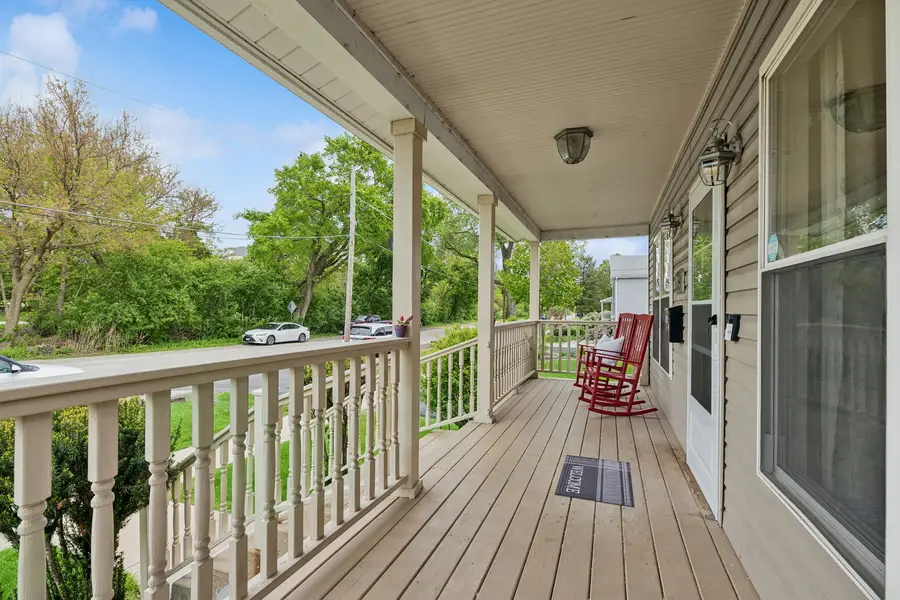 402 Crescent Street, Wheaton, IL 60187 - #3