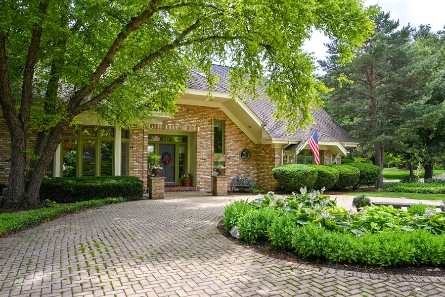 6450 Manor Drive, Burr Ridge, IL 60527 - #3