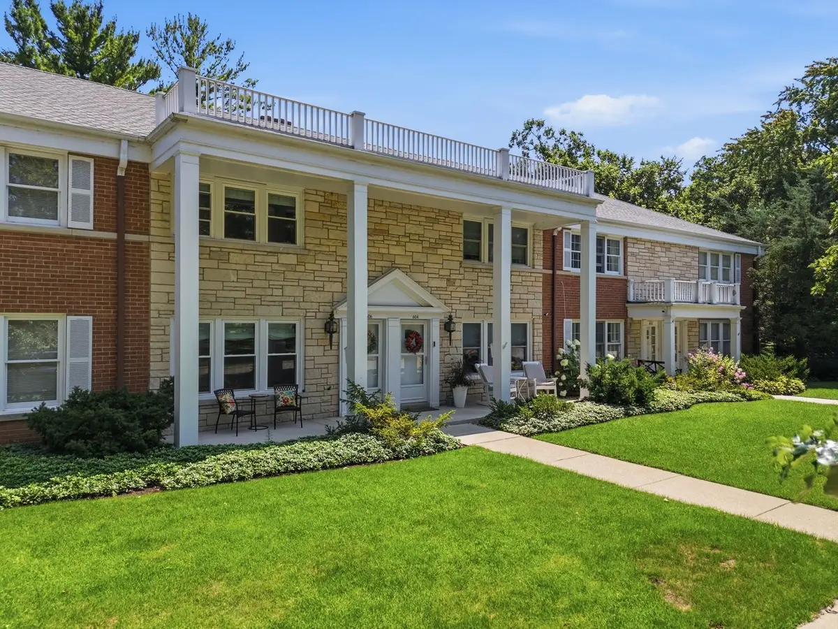 606 5th Street #606, Wilmette, IL 60091 - #1