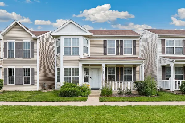 1613 Victoria Park Circle, Aurora, IL 60504