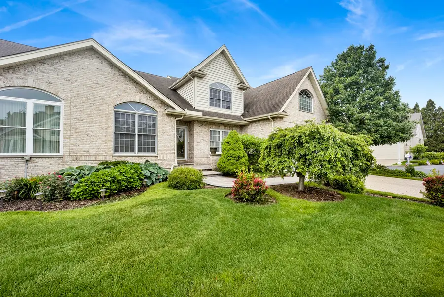 3063 Rosebrook Circle, Westchester, IL 60154 - #2