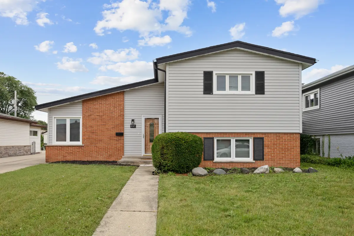 8147 N Chester Avenue, Niles, IL 60714 - #1