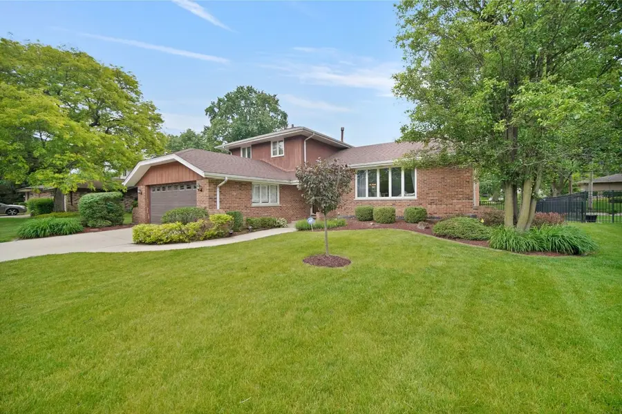 13060 S Cypress Lane, Palos Heights, IL 60463 - #2