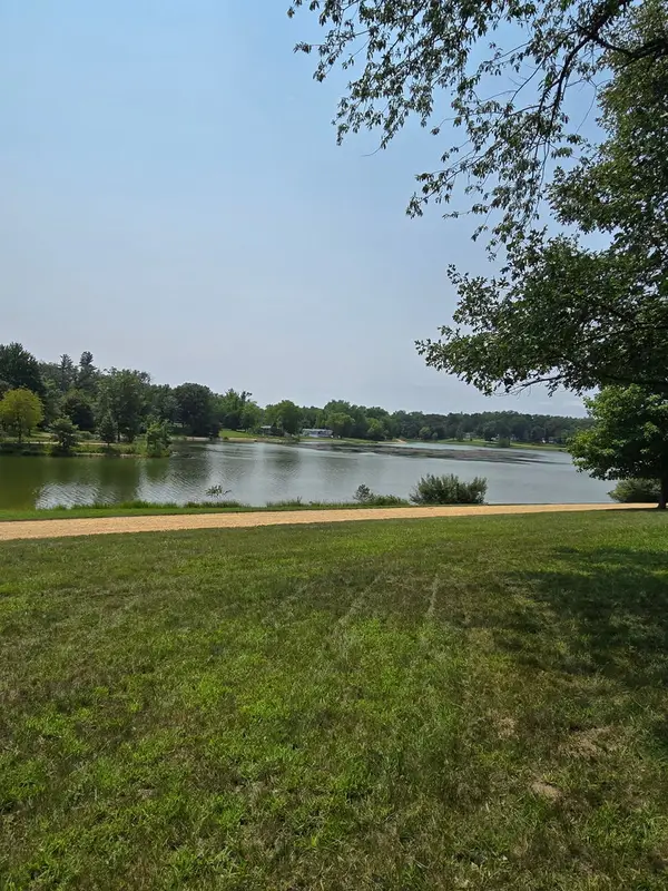 16-200 Woodhaven Lakes, Sublette, IL 61367