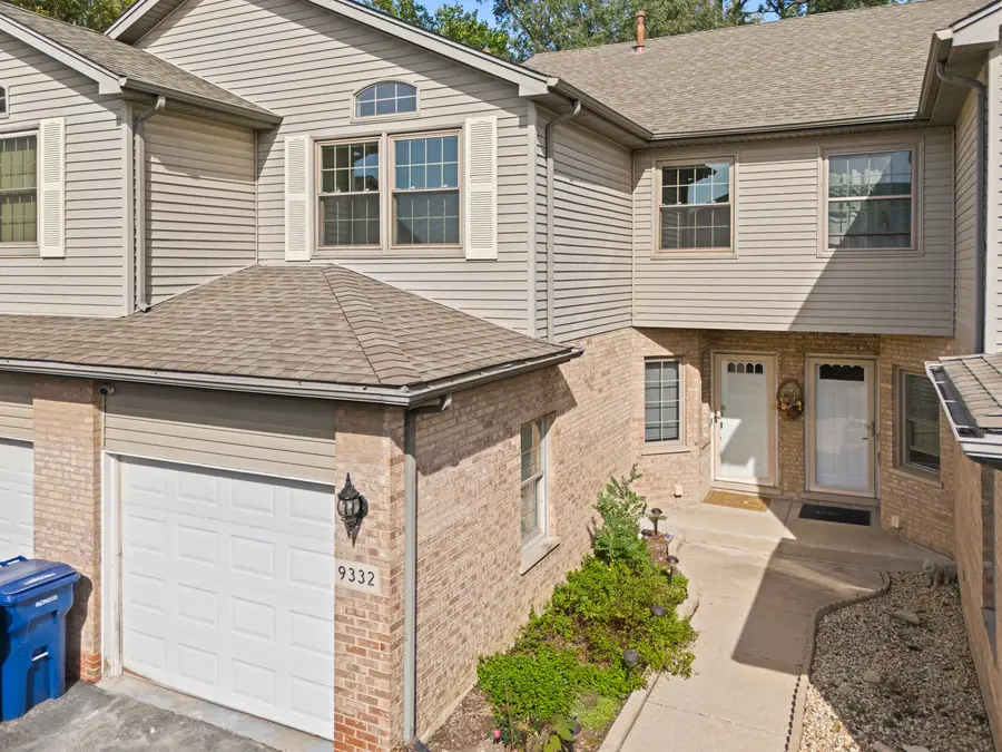 9332 S 79th Avenue, Hickory Hills, IL 60457 - #2
