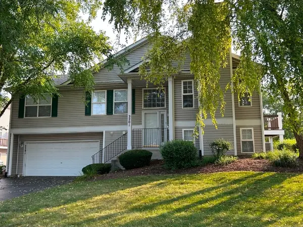 2201 Graystone Drive, Joliet, IL 60431