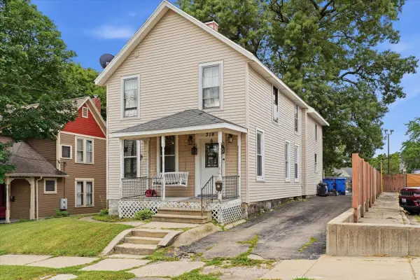 319 S Hennepin Avenue, Dixon, IL 61021