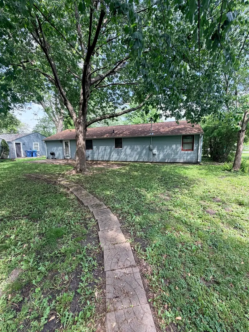 610 N Evanslawn Avenue, Aurora, IL 60506 - #1