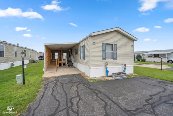 15 Birch Court, Watseka, IL 60970